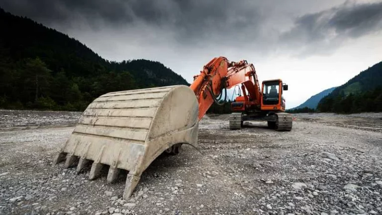 Excavator Vs. Digger: Differences And Which One Is Better For You
