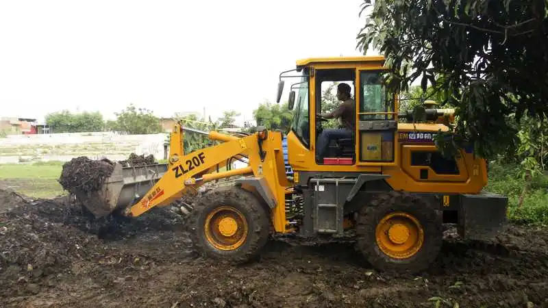 Heavy Equipment That Uses Hydraulics - Loader